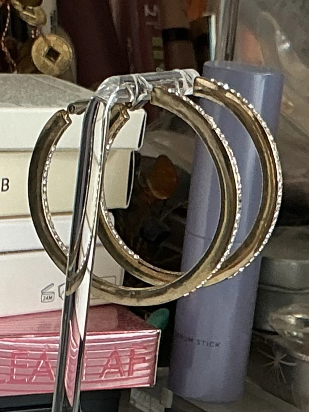 N/A goldtone hoops